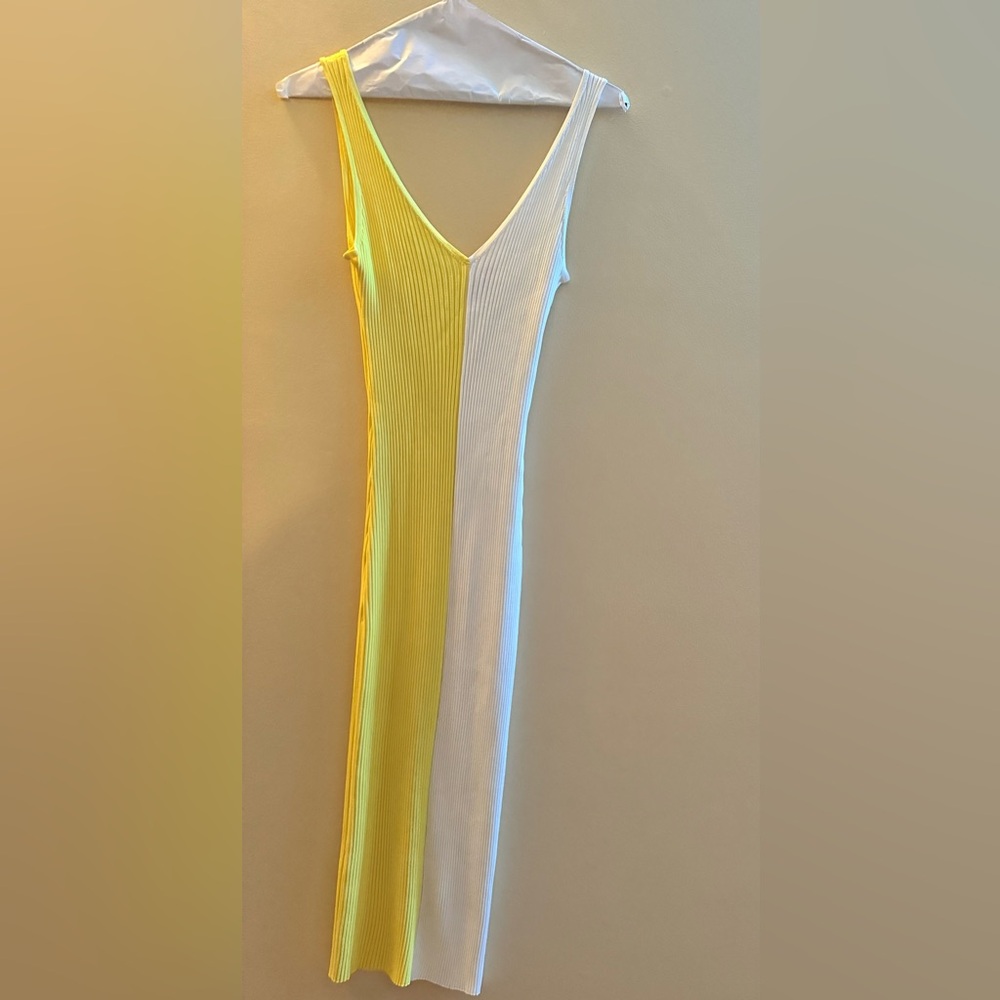 Never Worn Staud Dress XS Deep V Cut - Picture 2 of 7